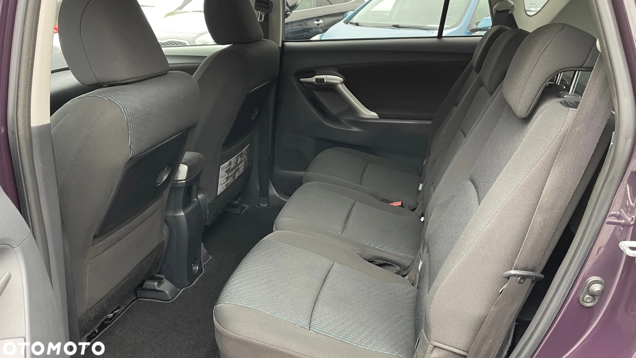 Toyota Verso - 25