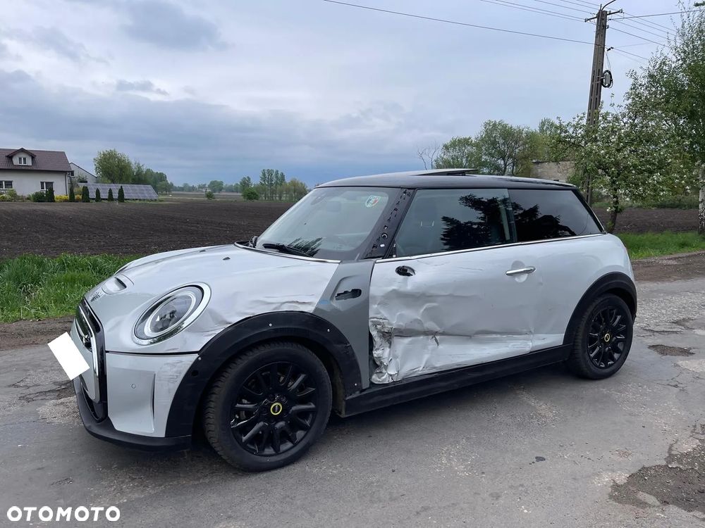 MINI Cooper SE Trim M - 26