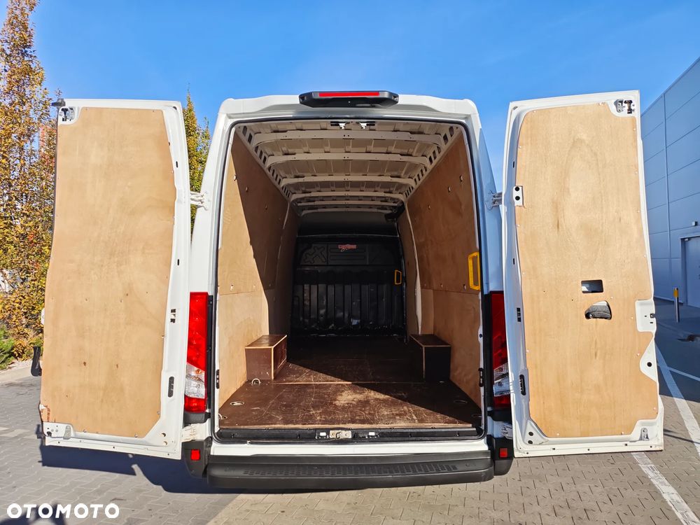 Iveco Daily - 32