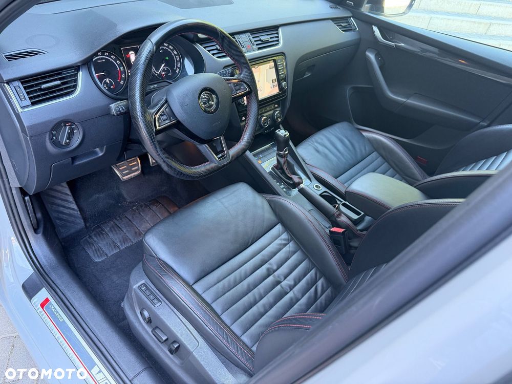 Skoda Octavia 2.0 TDI RS Challenge DSG - 22