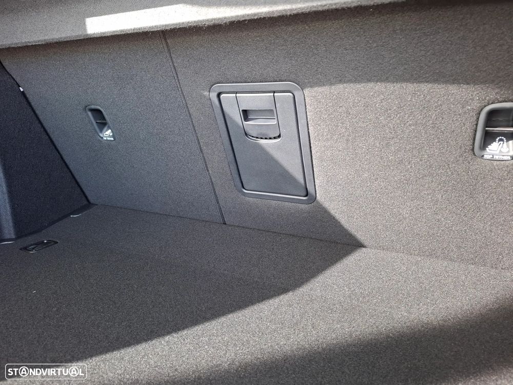 Kia K4 1.0 T-GDI Tech - 42