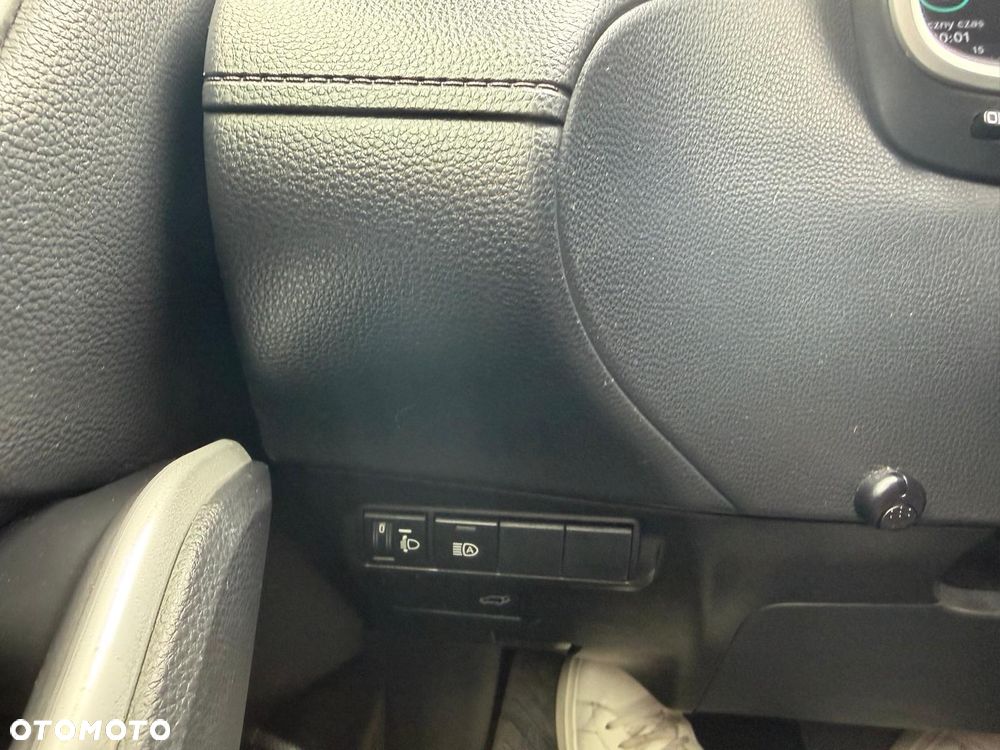 Toyota Corolla Cross 2.0 Hybrid Style - 25