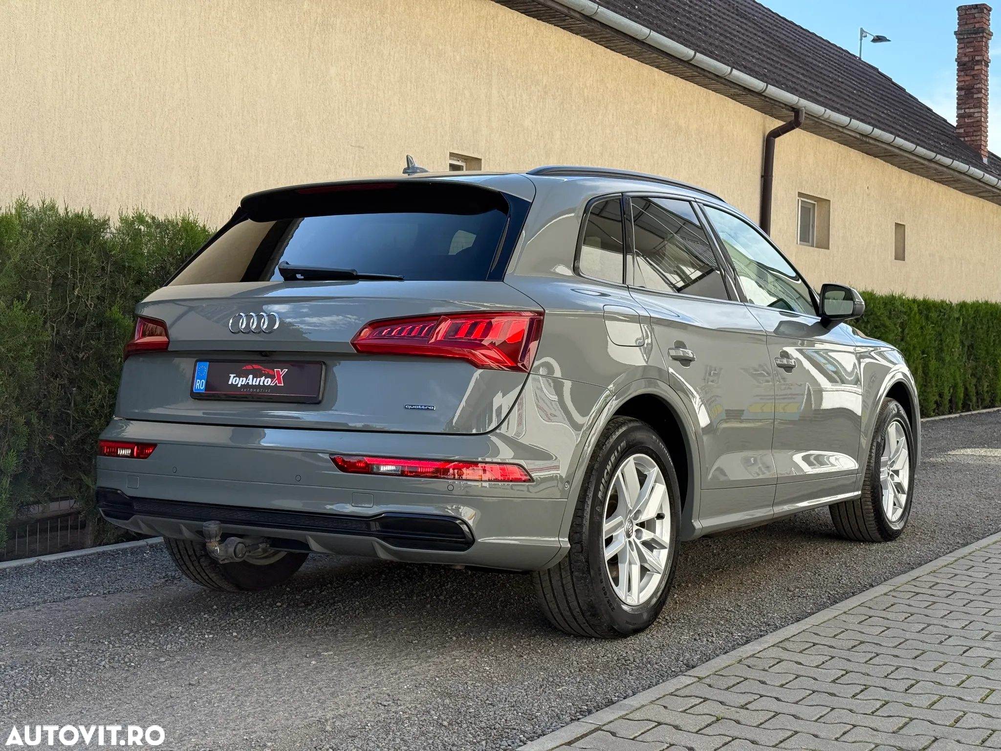 Audi Q5 50 TFSI e quattro S tronic sport - 4