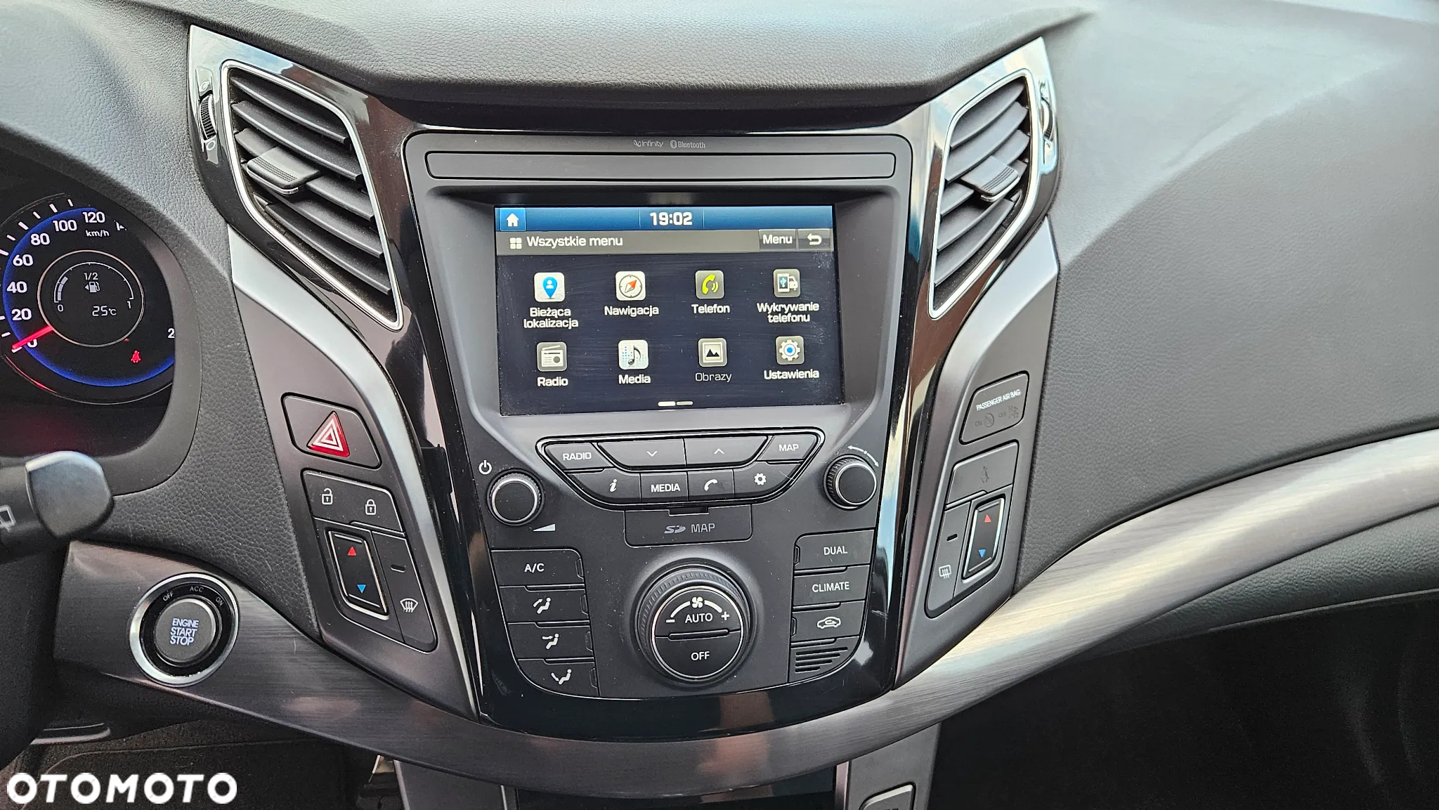 Hyundai i40 Kombi 2.0 Automatik Premium - 15