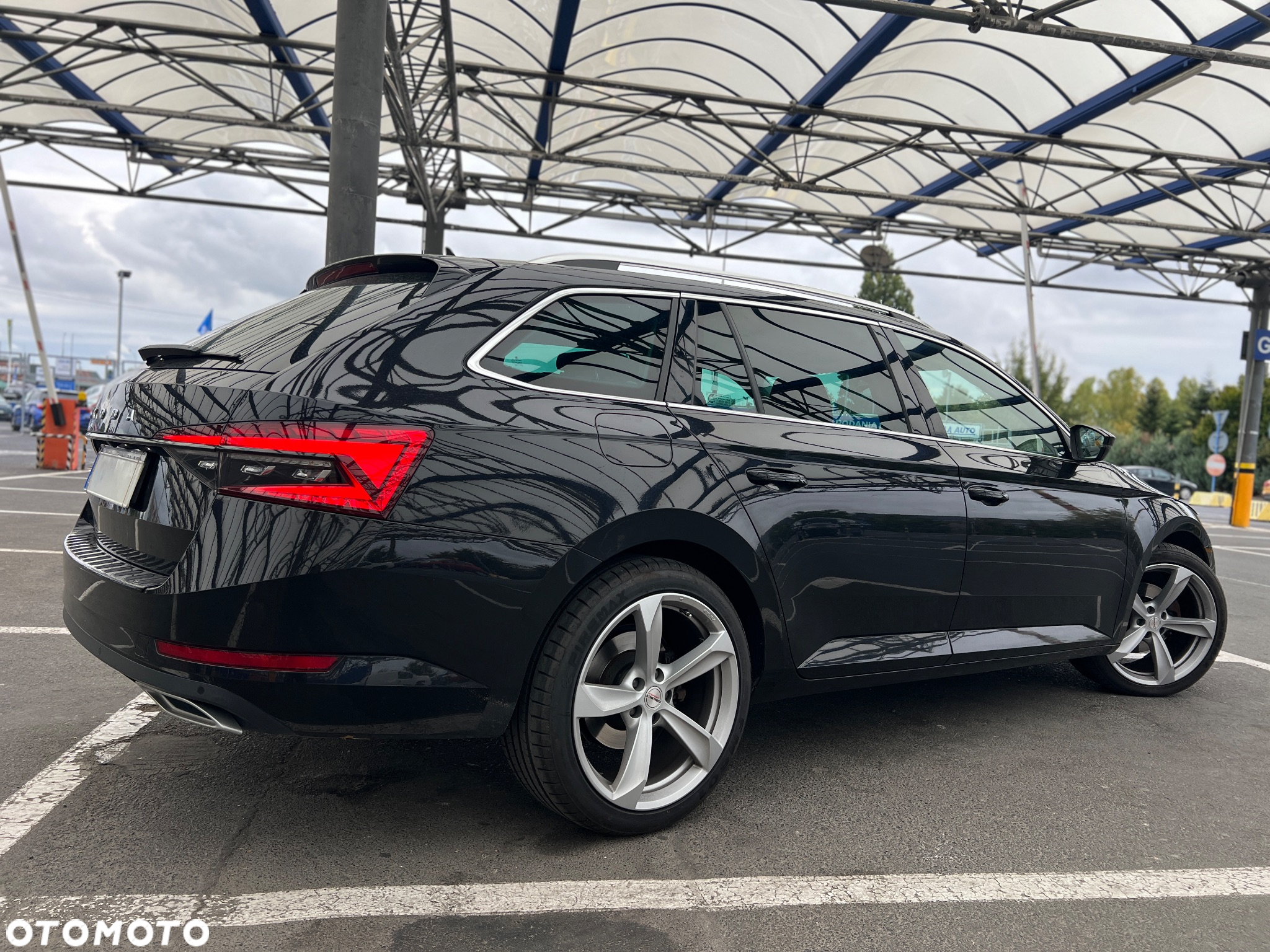 Skoda Superb 2.0 TDI SCR Style DSG - 12