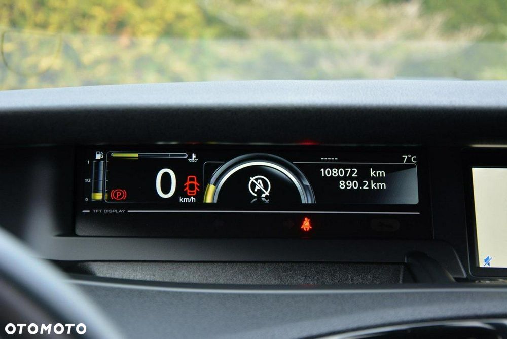 Renault Scenic ENERGY TCe 130 BOSE EDITION - 25