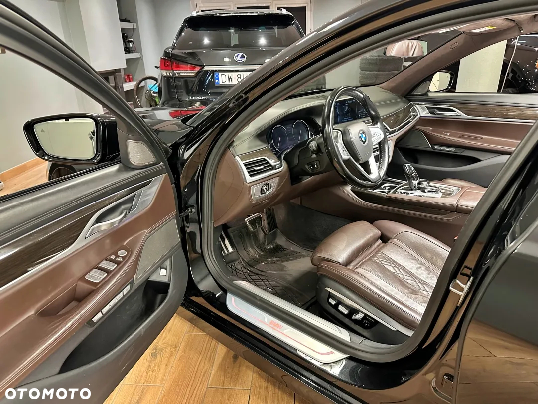 BMW Seria 7 750d xDrive - 2