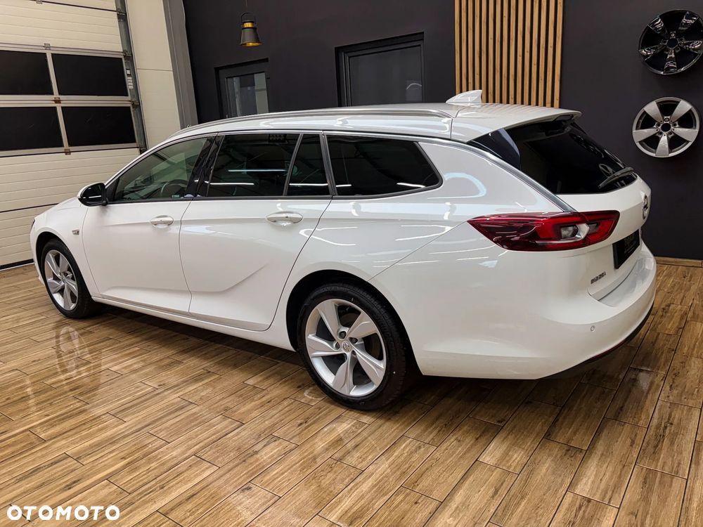 Opel Insignia - 10