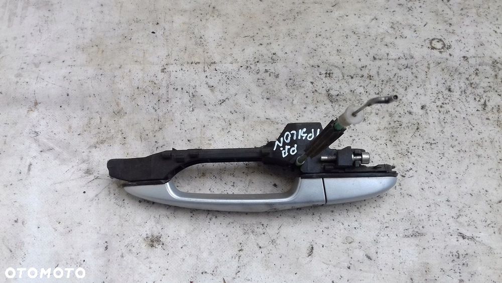 KLAMKA ZEWNĘTRZNA PRAWY PRZÓD LANCIA YPSILON II 03- - 3