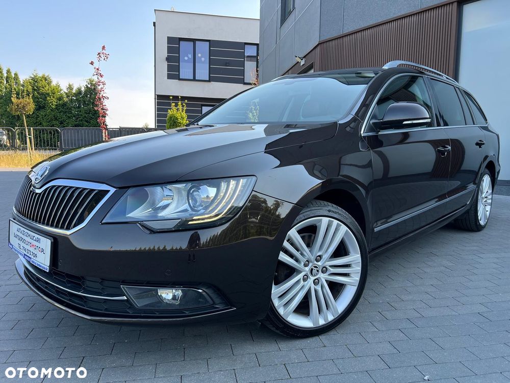 Skoda Superb 2.0 TDI 4x4 Elegance DSG - 2