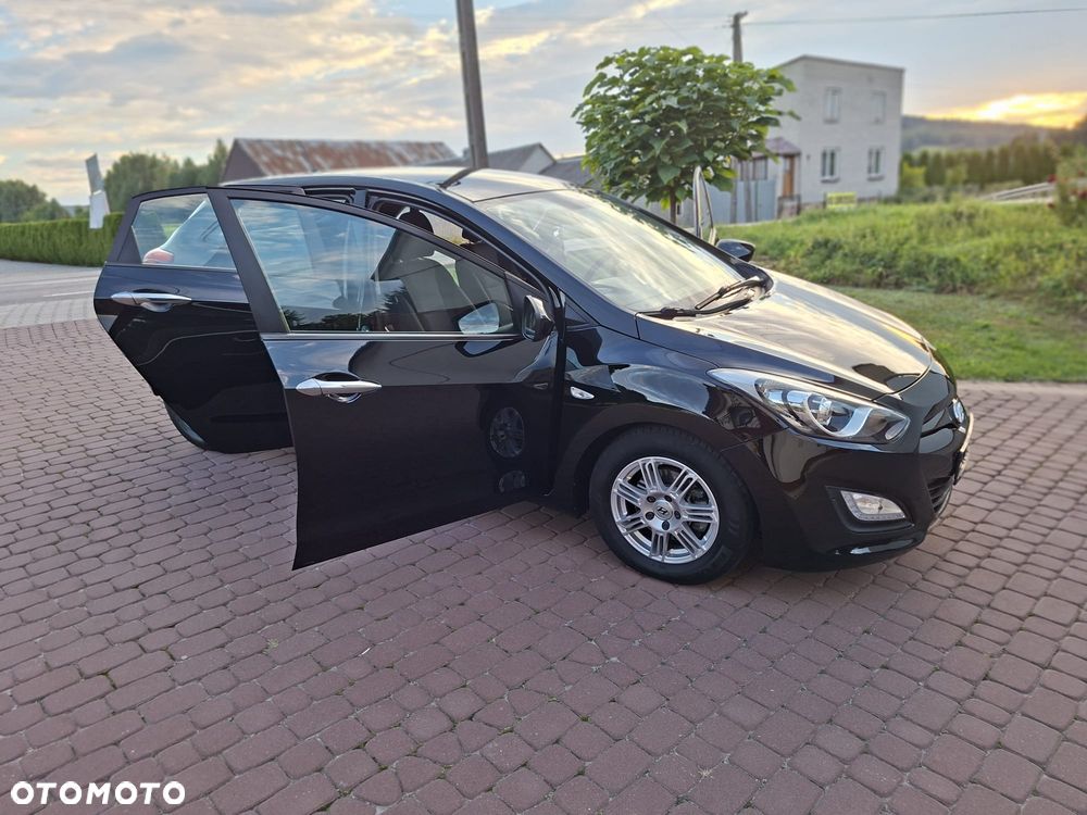 Hyundai i30 1.4 CRDi Comfort - 25