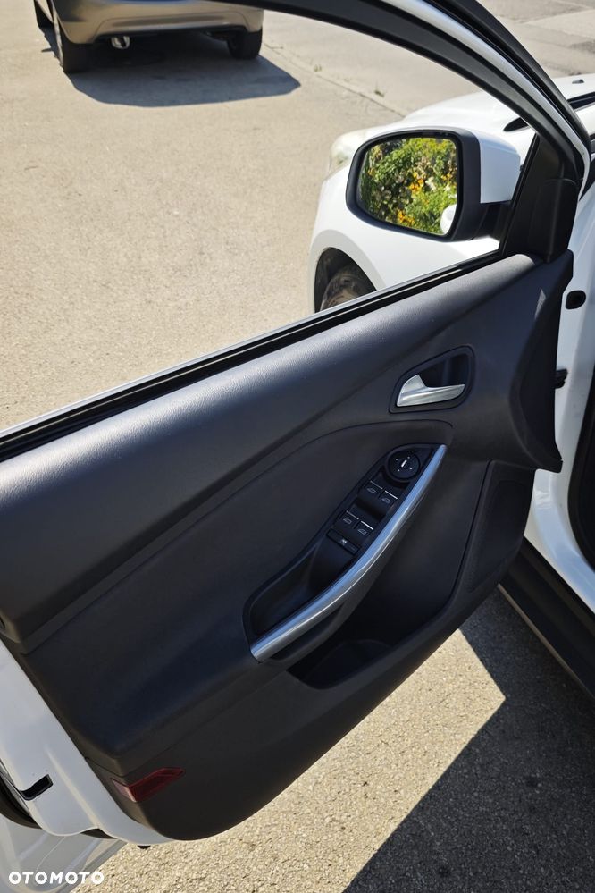 Ford Focus 1.6 TDCi Titanium - 28
