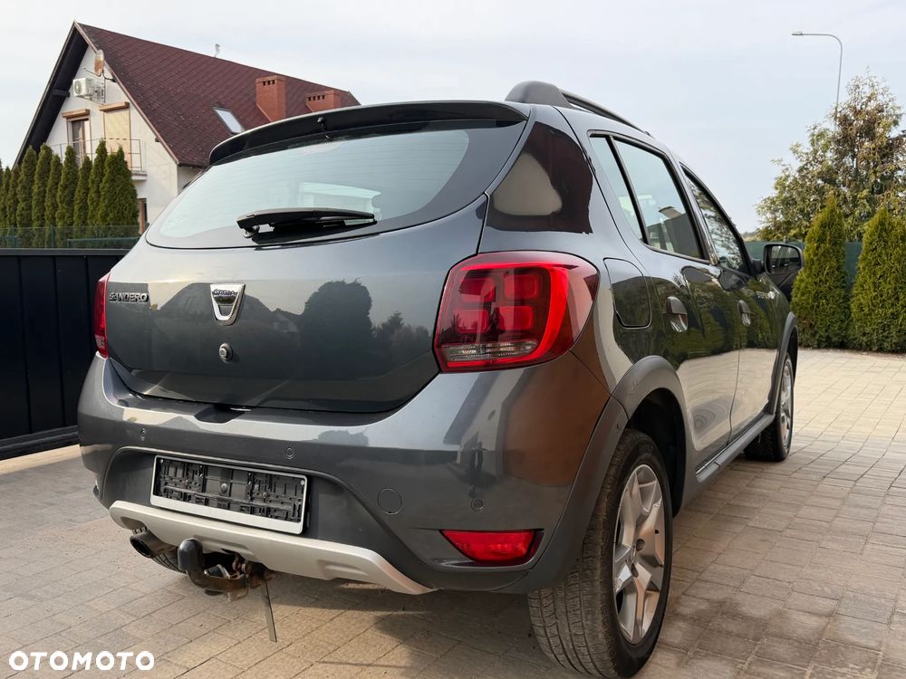 Dacia Sandero Stepway TCe 90 (S&S) Essential - 5