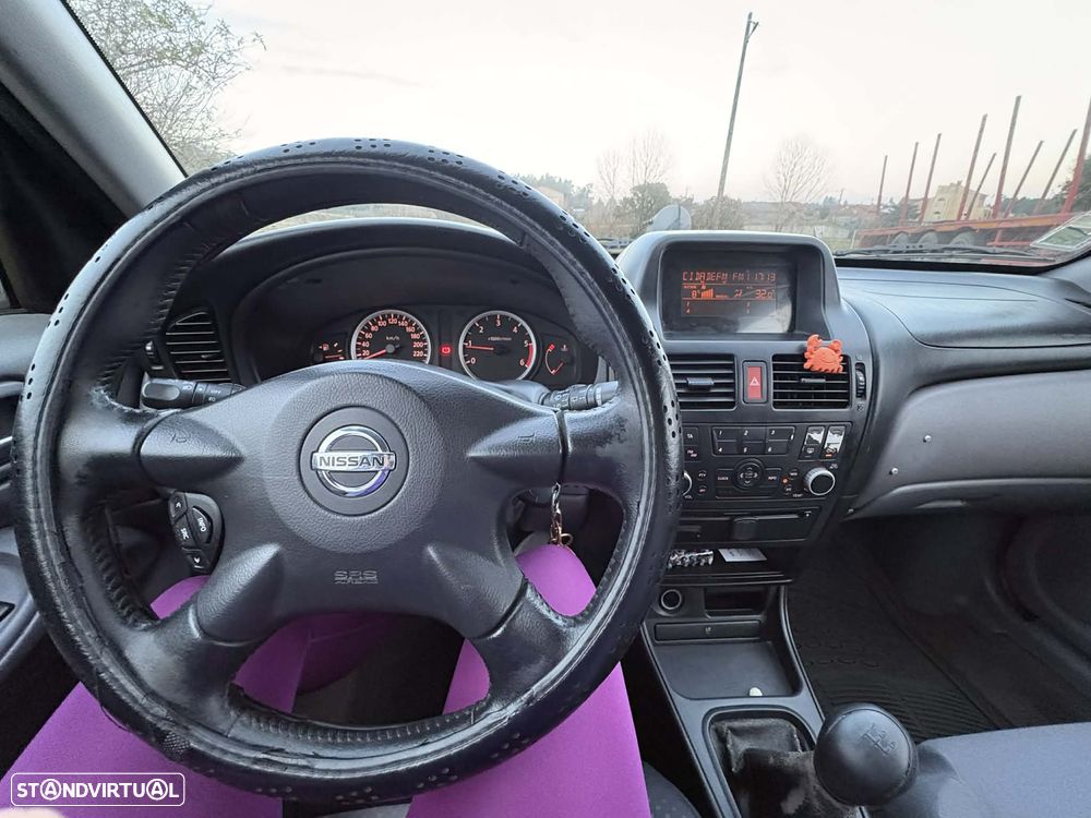 Nissan Almera - 7