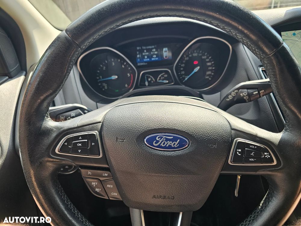 Ford Focus 1.5 EcoBlue Trend - 17