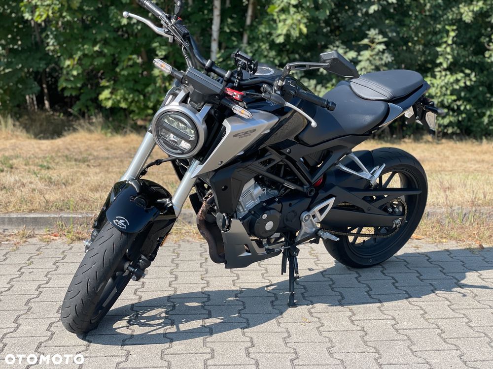 Honda CB - 8