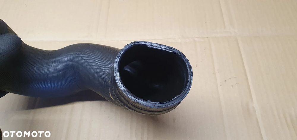 Przewód wąż rura intercoolera VW Touareg 3.0 TDI 7L6145972C - 4