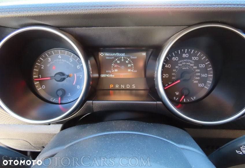 Ford Mustang 2.3 EcoBoost - 29