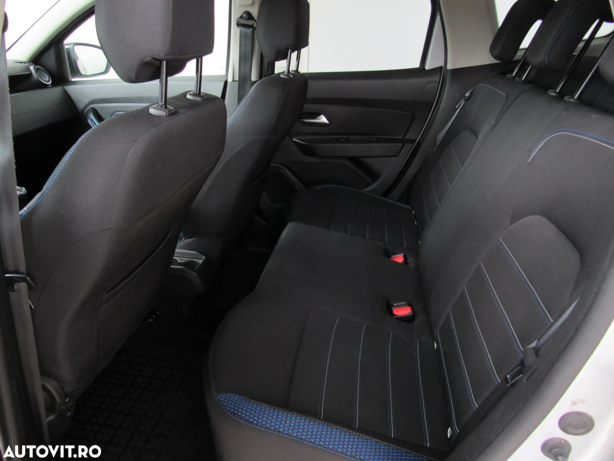 Dacia Duster 1.5 Blue dCi 4WD SL BlueLine - 9
