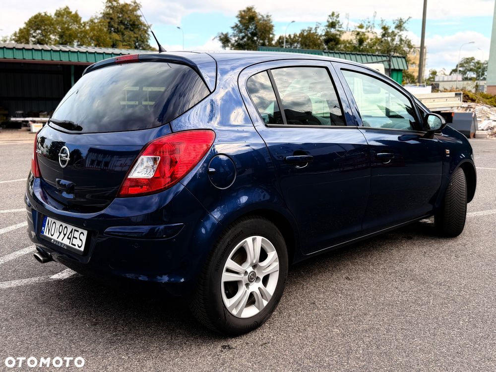 Opel Corsa 1.4 16V Energy - 3