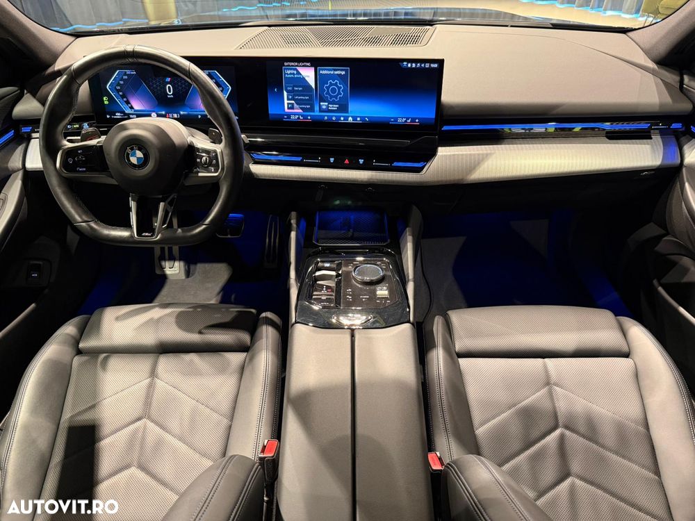 BMW Seria 5 520d Aut. - 24