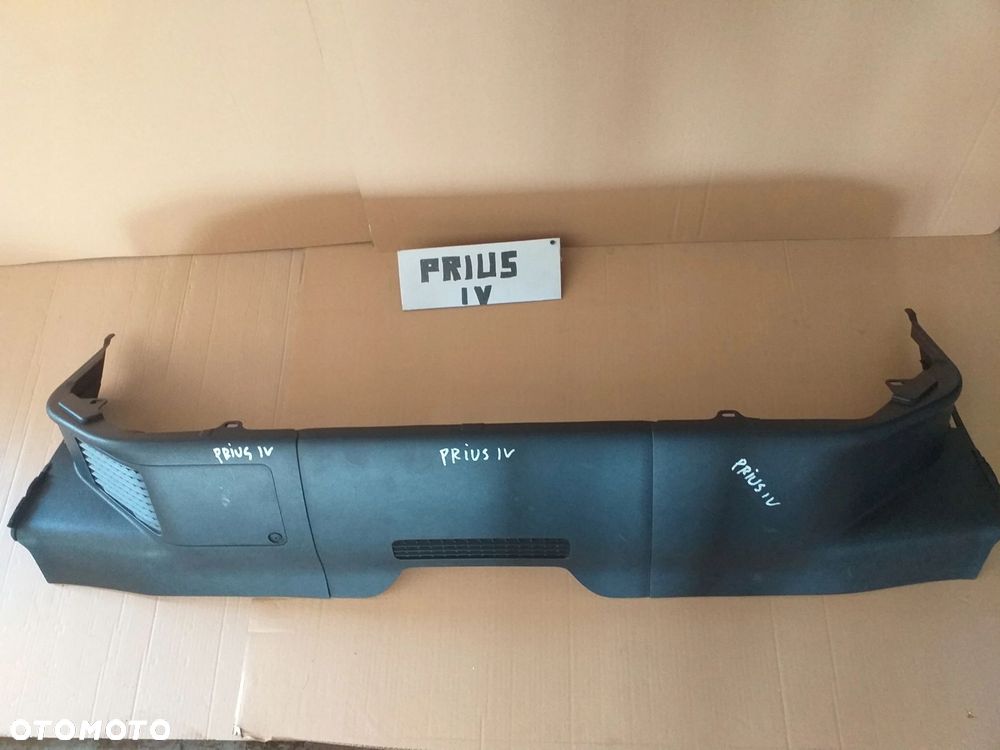 Toyota Prius IV osłona baterii kanapy tył - 1