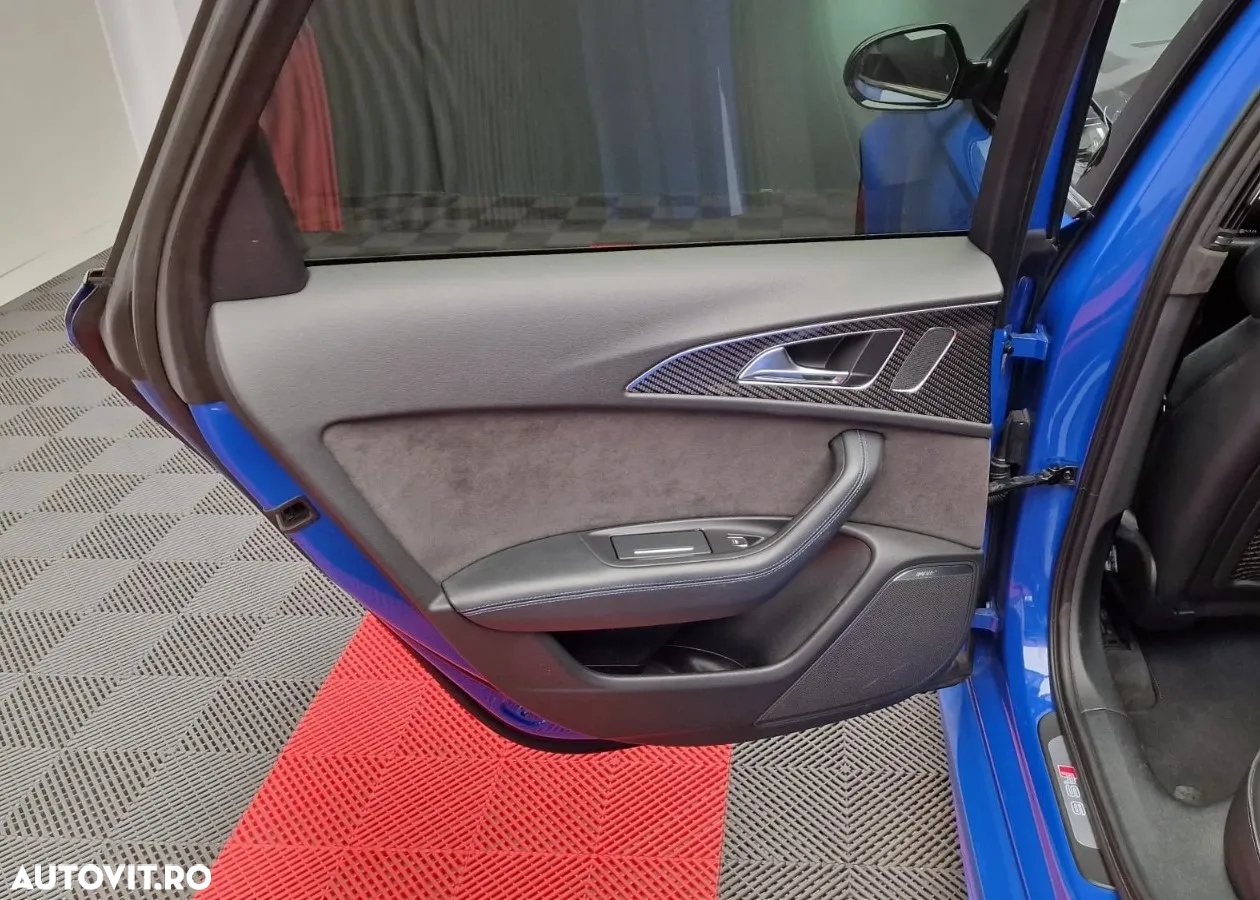 Audi RS6 Avant 4.0 TFSI quattro Tiptronic - 16