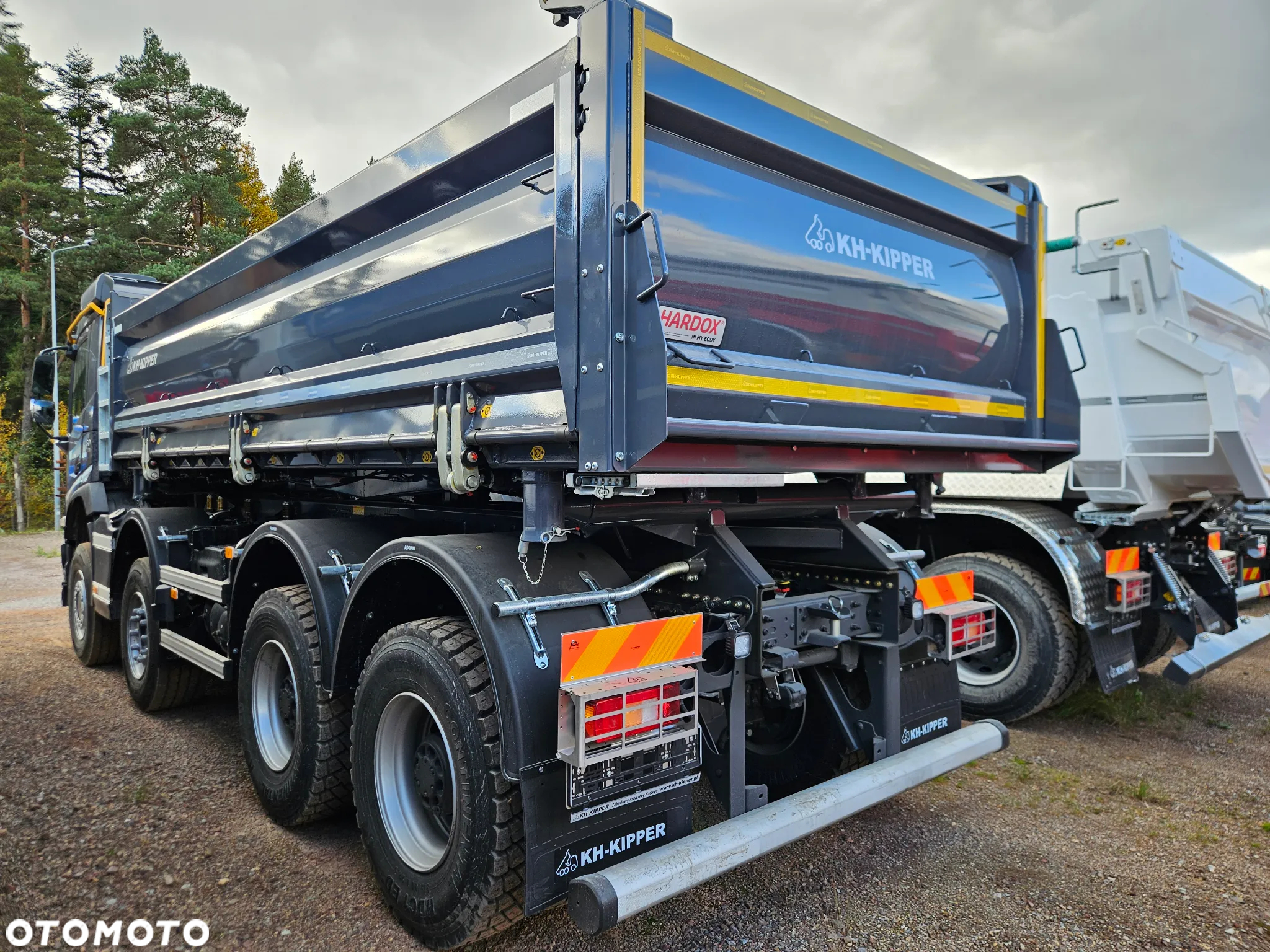 Volvo FMX D11/460 KM/ 8x6/ 8x4/ WYNAJEM/ WYWROTKA 3-stronna/ hydroburta - 3