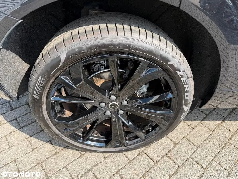 Volvo XC 60 B5 B AWD Plus Black Edition - 7