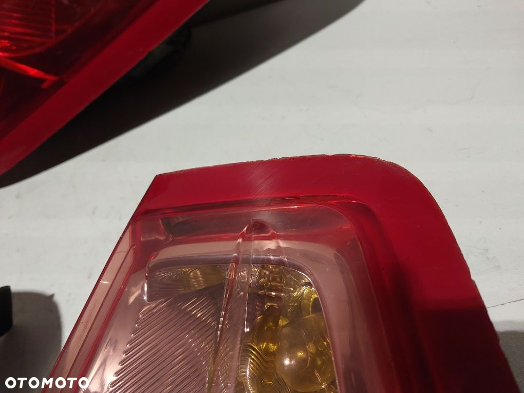 Fiat Grande Punto tylna lampa tył prawa lewa prawy lewy - 3