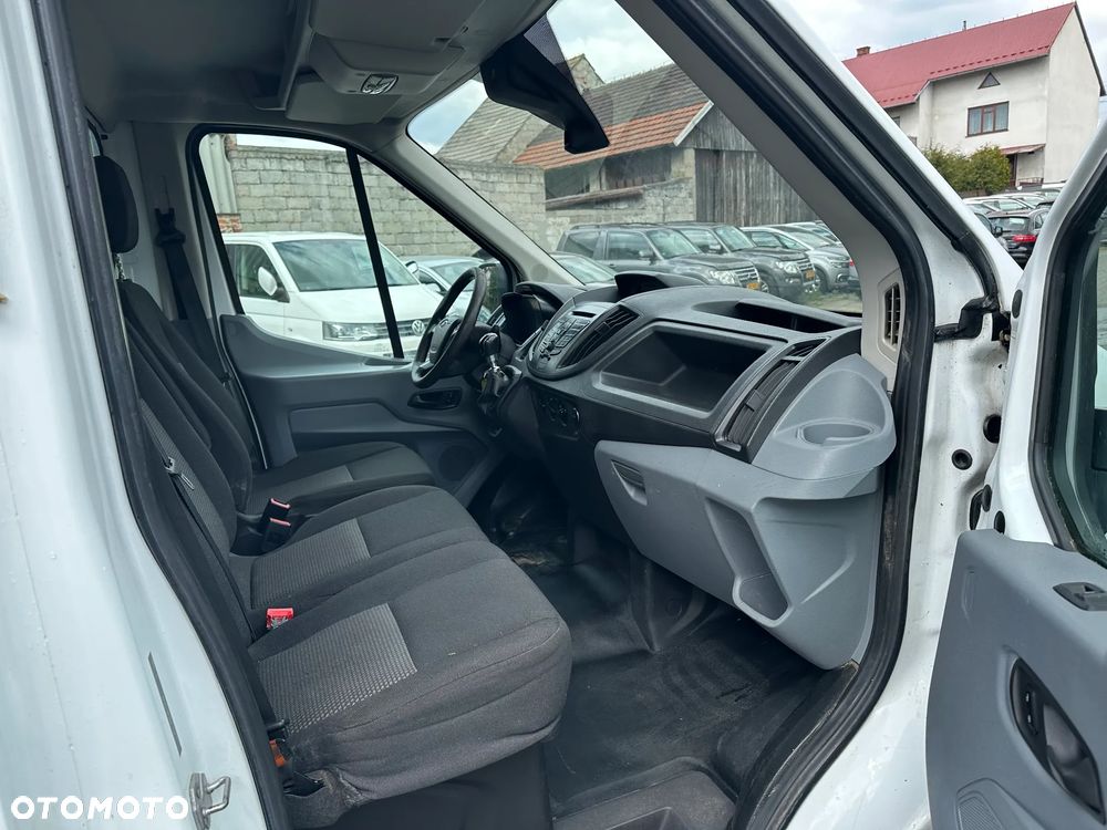 Ford TRANSIT - 11