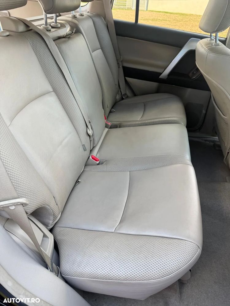 Toyota Land Cruiser 3.0l Turbo D-4D A/T Luxury - 7