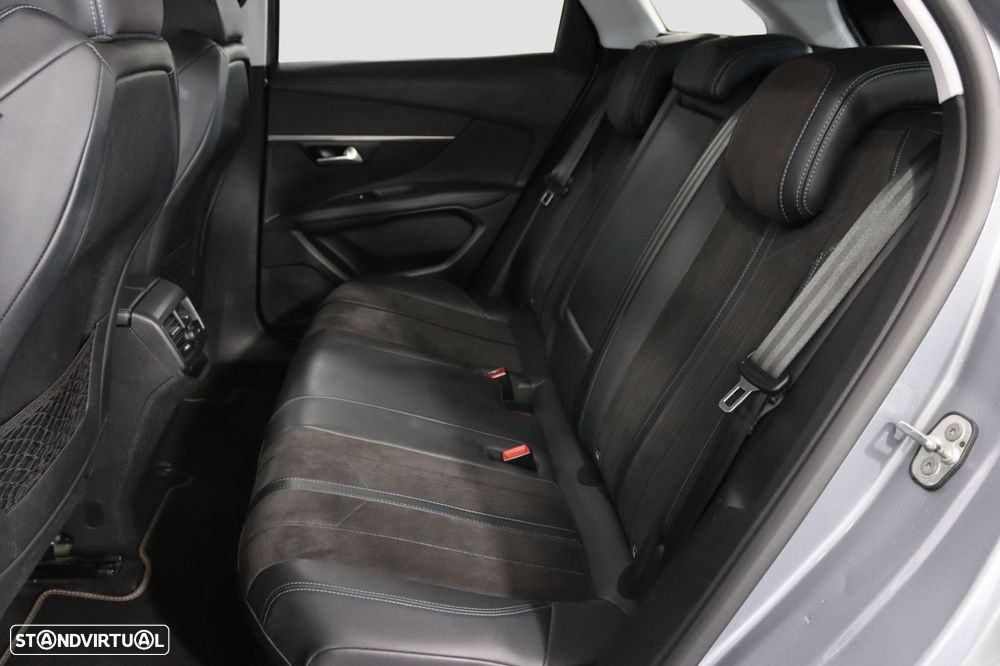 Peugeot 3008 PureTech 130 Stop & Start GPF EAT8 Crossway - 16
