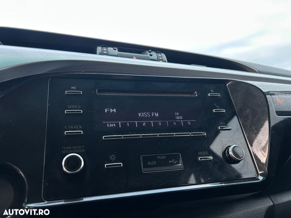 Toyota Hilux 2.4D 150CP 4x4 Double Cab 6MT Style - 28