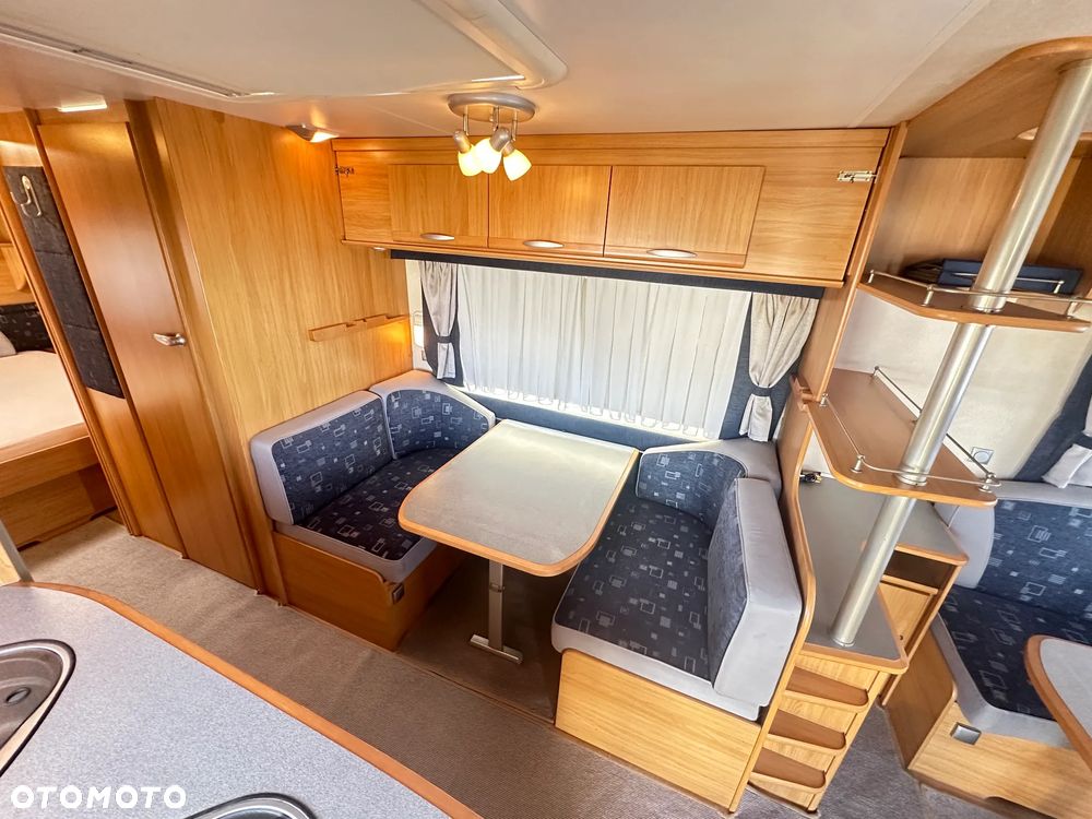 Adria CLASSICA 743 UP z ALDE , dużą markizą. 6/7 osobowa - 17
