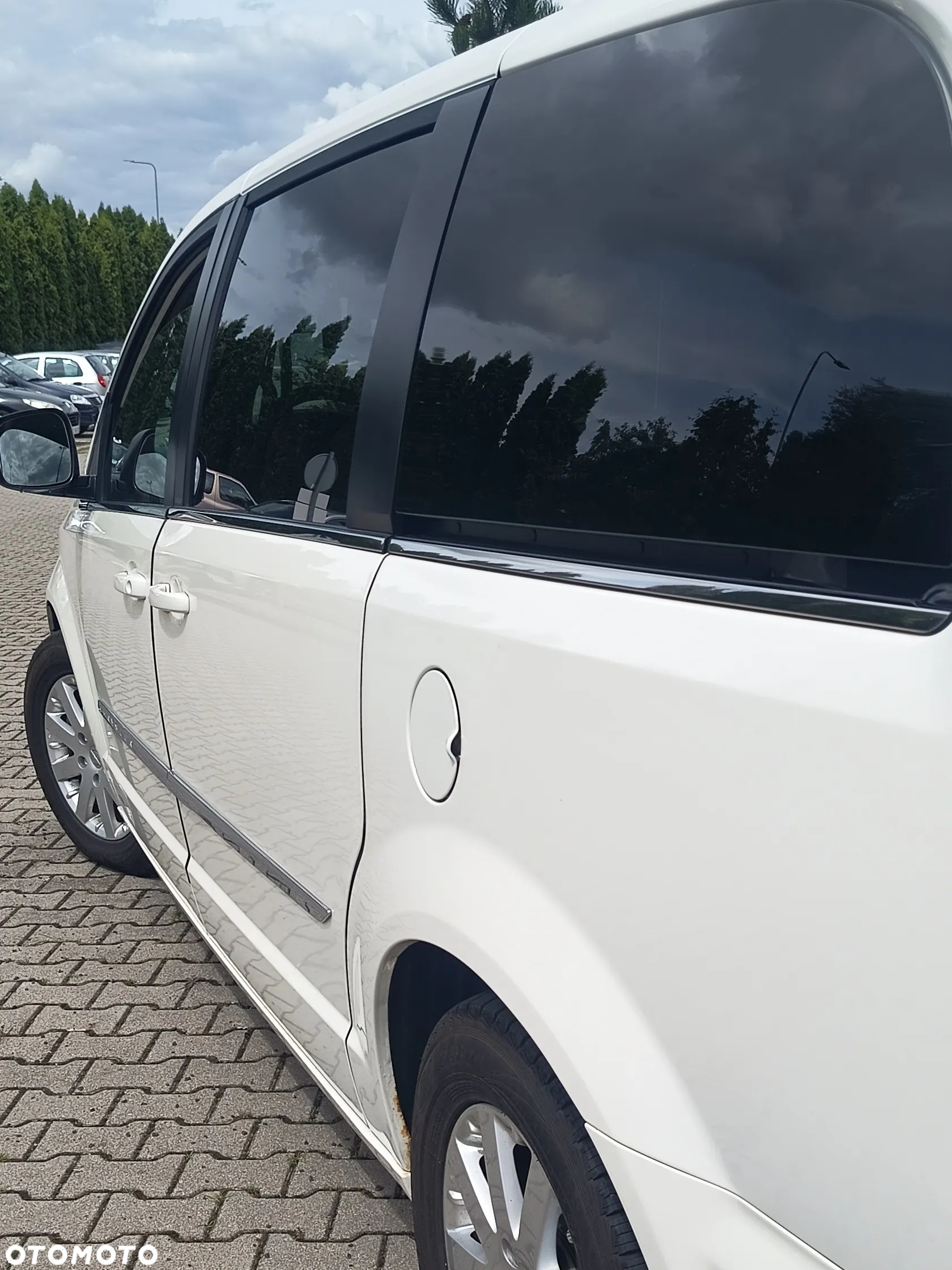 Chrysler Town & Country 3.6 Touring - 4