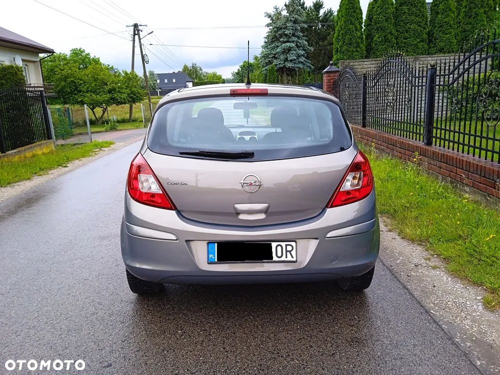 Opel Corsa 1.2 16V Cosmo - 8