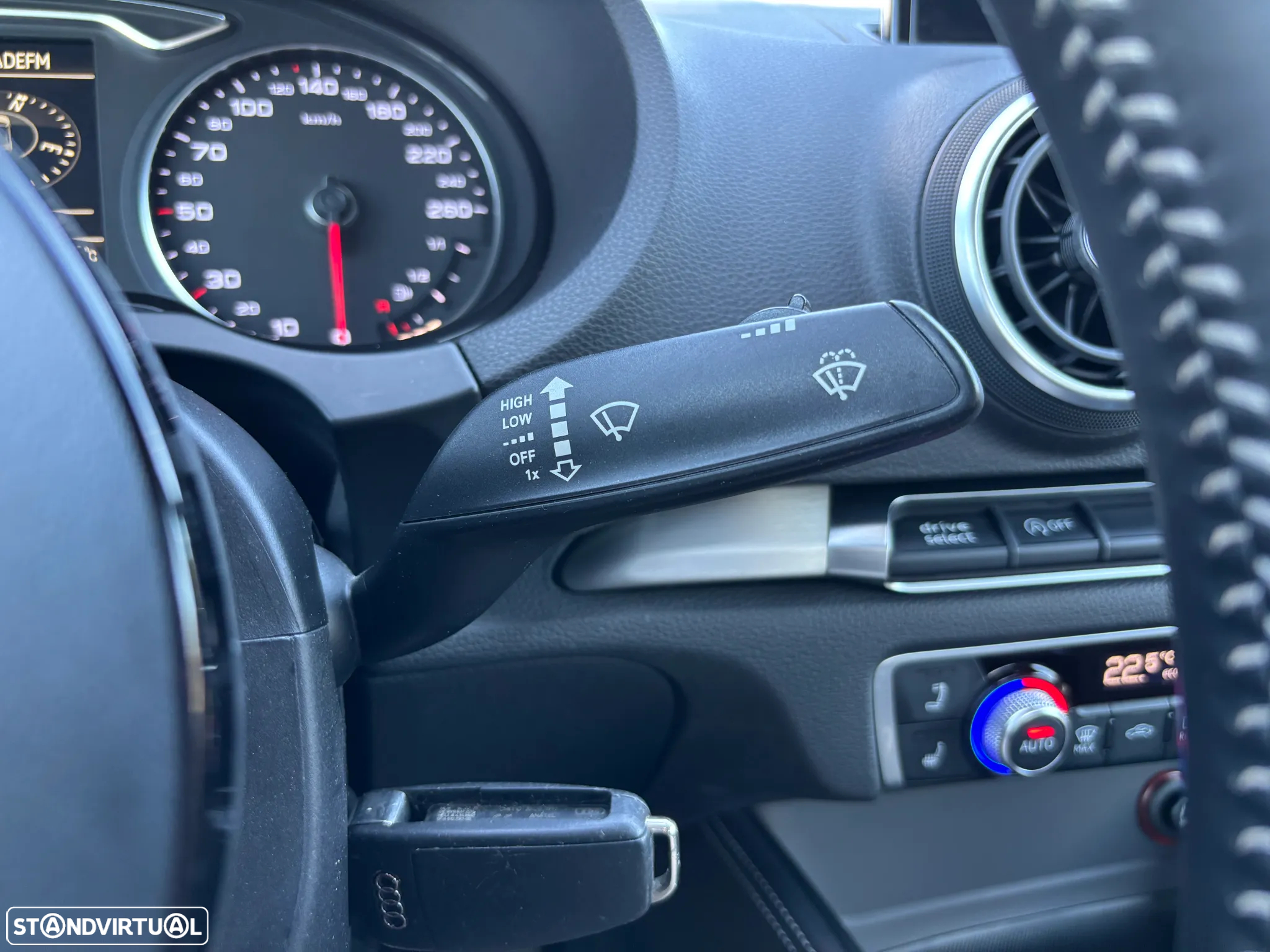 Audi A3 Cabrio 2.0 TDi S-line - 38