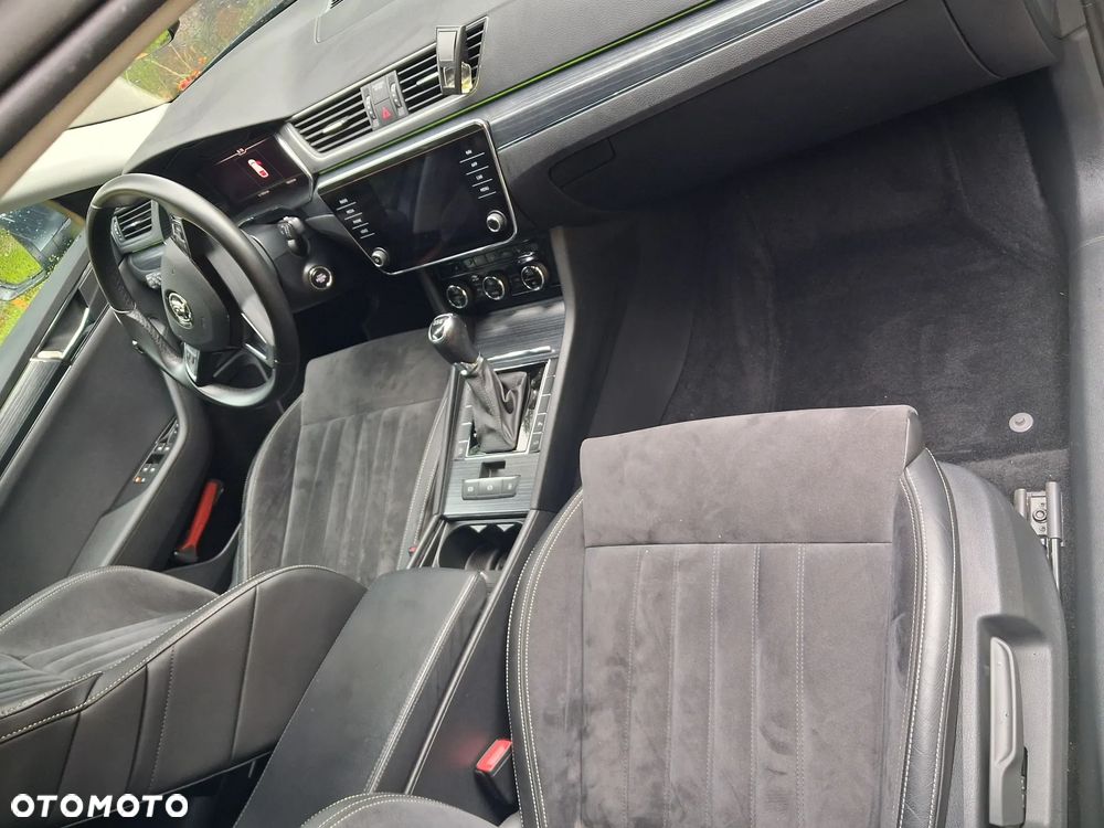 Skoda Superb 1.5 TSI ACT DSG Ambition - 14