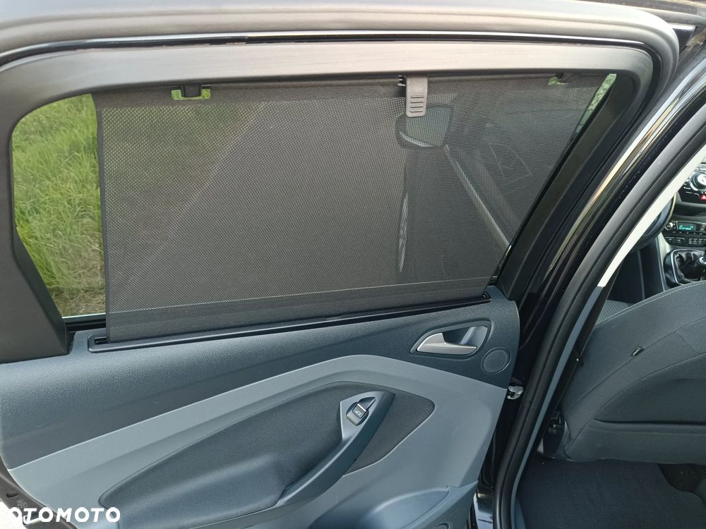 Ford C-MAX - 17