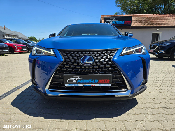 Lexus UX 250h