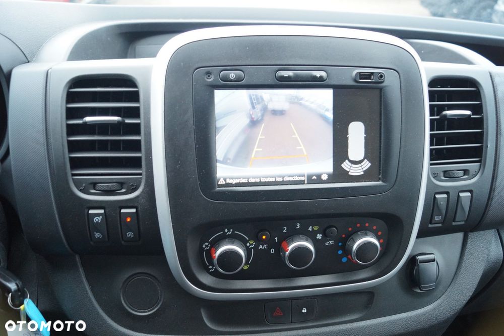 Renault Trafic - 18