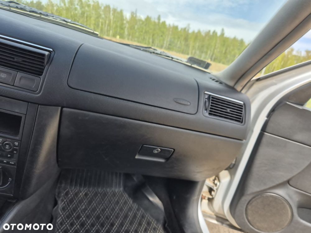 Volkswagen Golf 1.9 TDI - 27