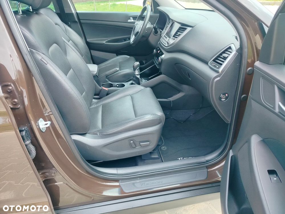 Hyundai Tucson blue 1.7 CRDi 2WD Trend - 20