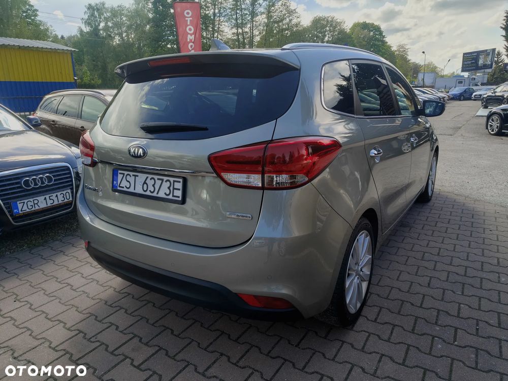 Kia Carens 1.6 GDI Attract - 5