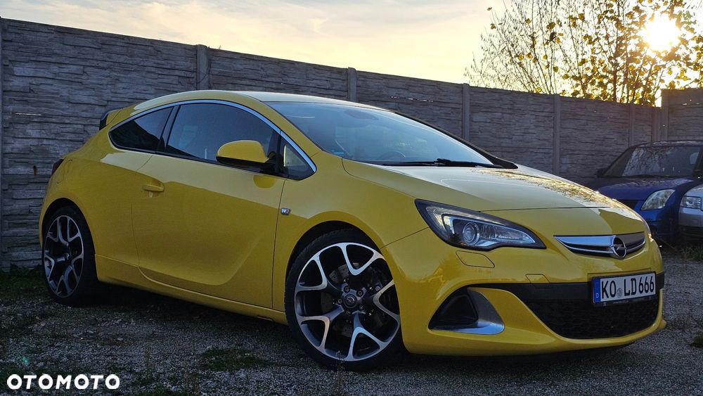 Opel Astra IV GTC OPC - 7