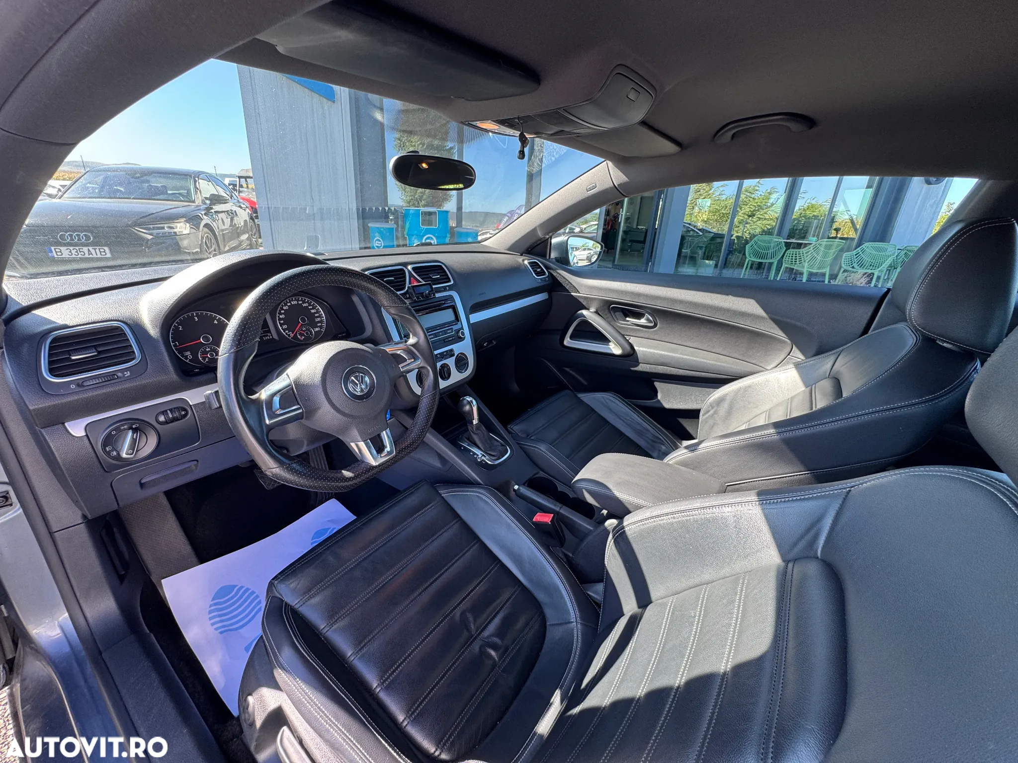 Volkswagen Scirocco 2.0 TDI DPF DSG - 13