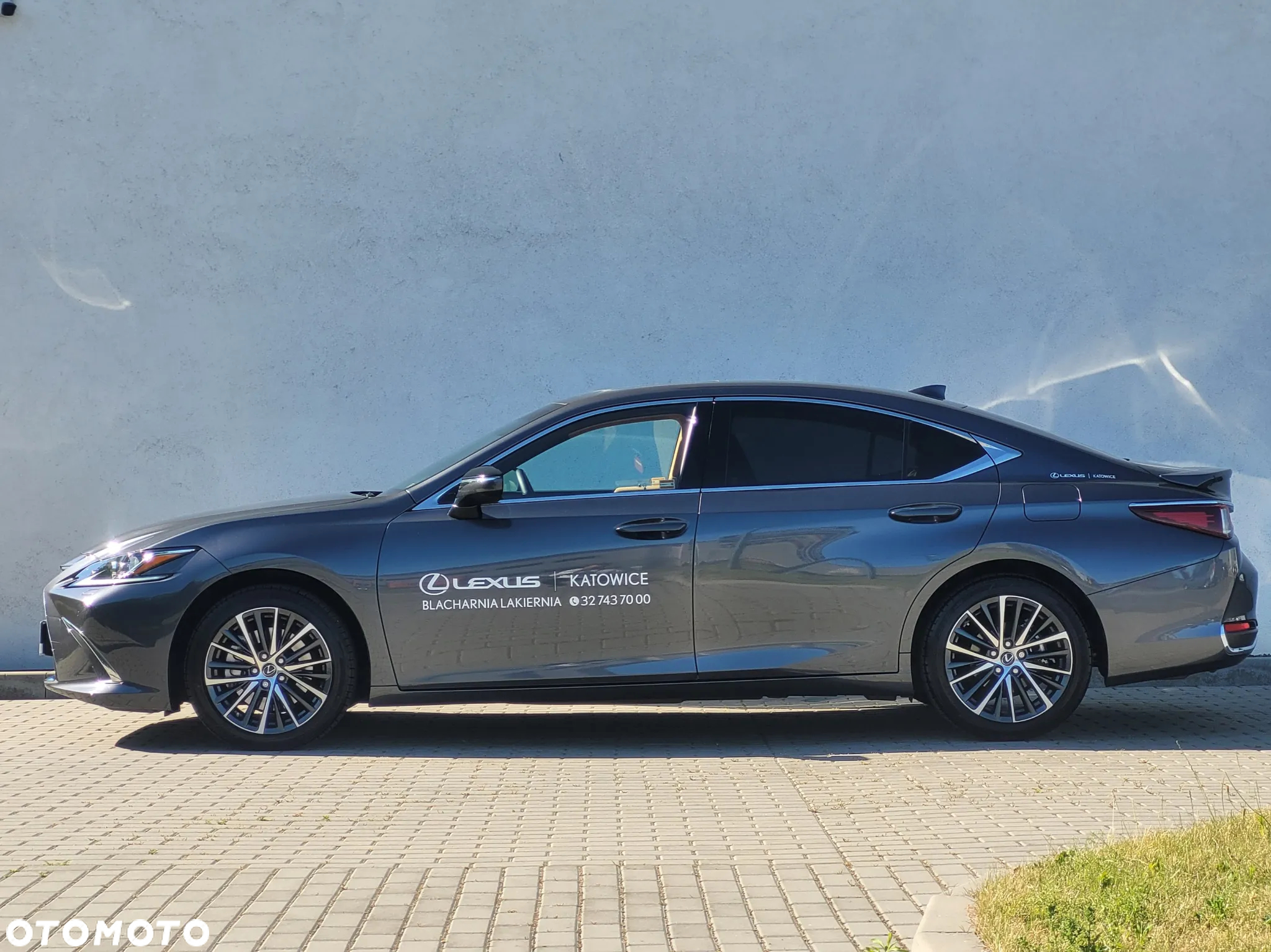 Lexus ES - 8