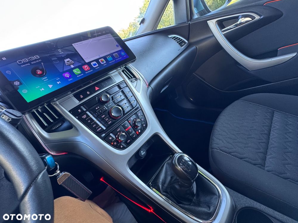 Opel Astra - 16