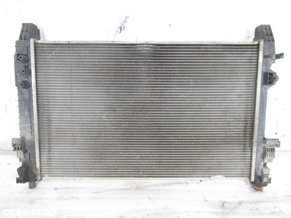 CHŁODNICA WODY MERCEDES W245 B 180 CDI - 1